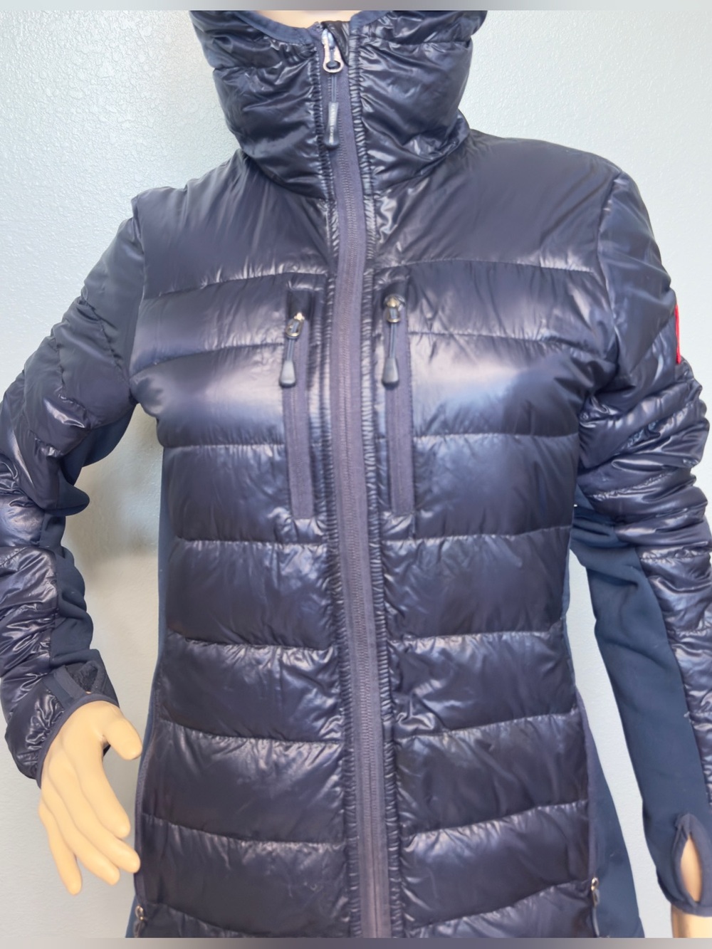 Canada Goose Women's Shiny Navy Blue Hooded Puffer Jacket - Picture 4 of 14
